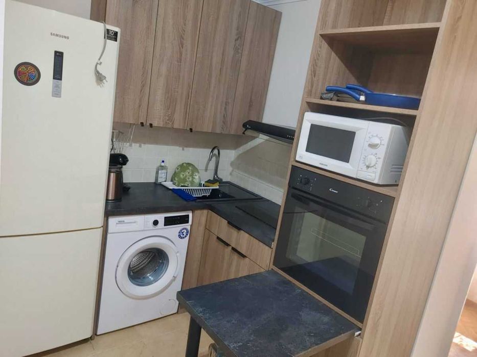 Дава се под наем Едностаен апартамент в София, Център - 33 кв.м за 320 € - Снимка #1