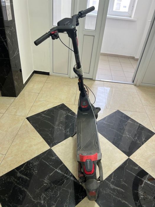 Продам самокат Segway Ninebot P100S