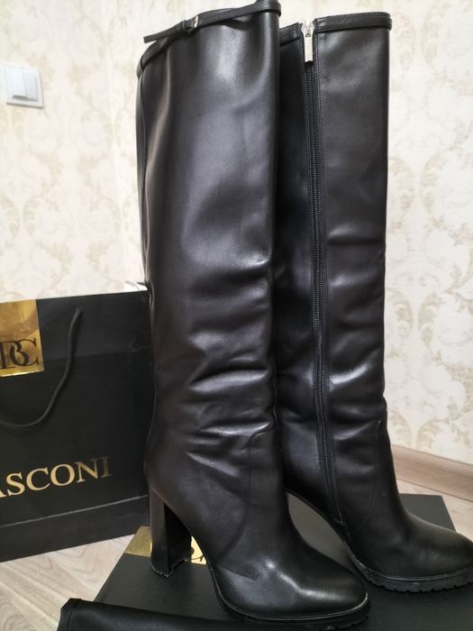 Продам зимний обувь