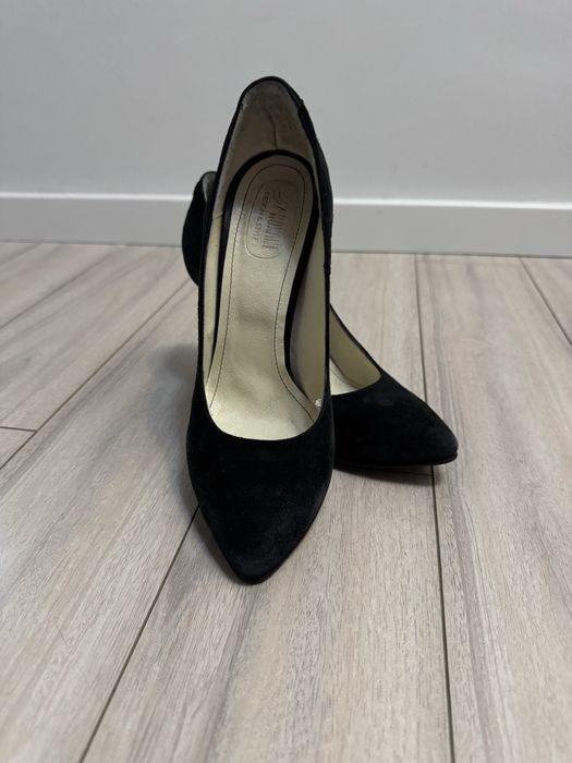Pantofi stiletto, piele naturala, marimea 37, 24 cm