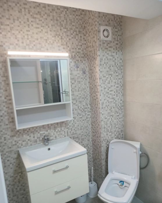Închiriez apartament cu 1 camerá ìn bloc nou -Nicolina zona CUG