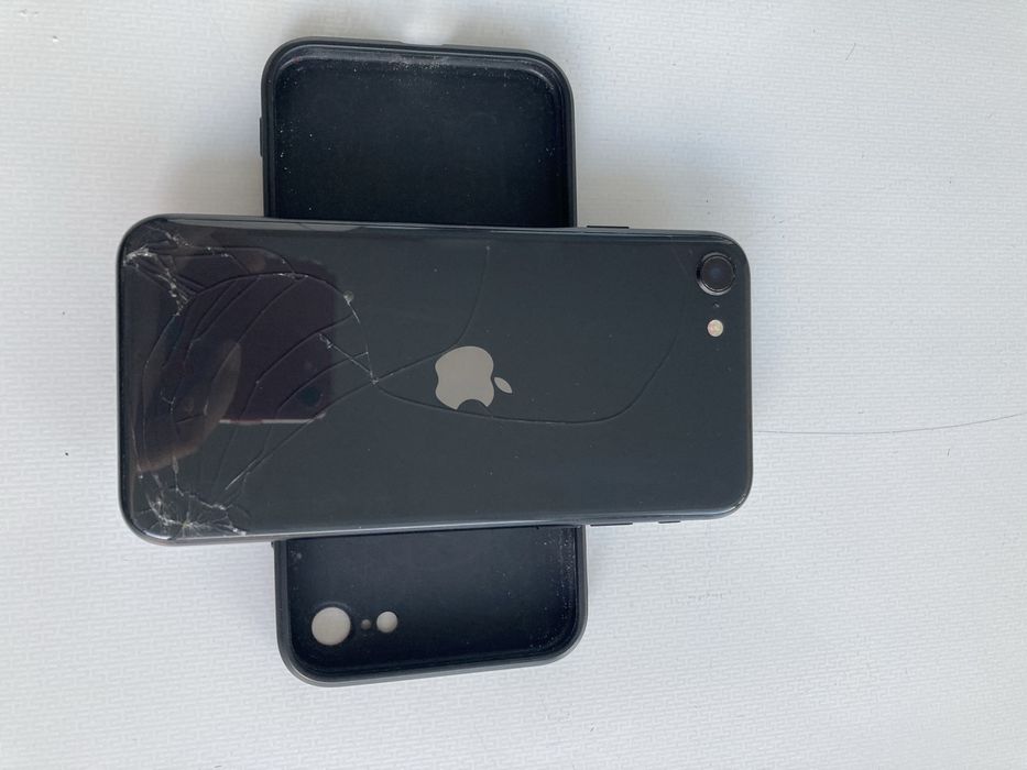 iPhone 8 64GB сатылады
