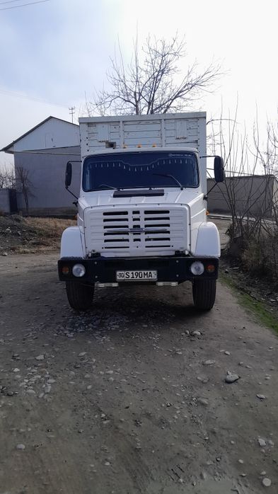 Zil bechok sotiladi