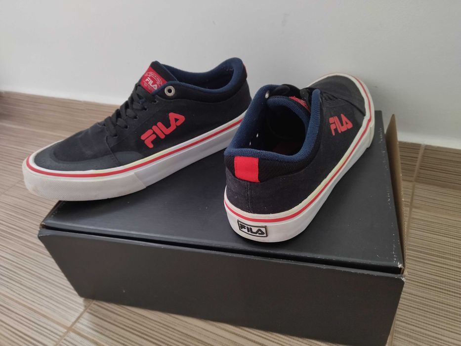 Adidași pantofi sport originali Fila mărimea 43