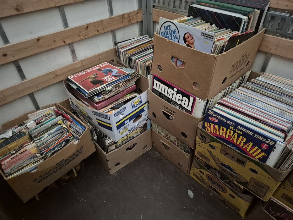 Lot Discuri Vinil colectie 200 LP muzica  usoara mixta