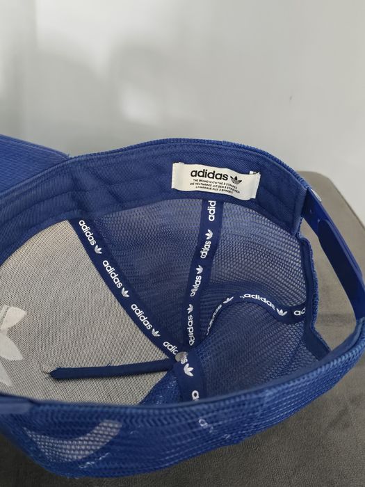 Șepci originale Adidas, Cropp