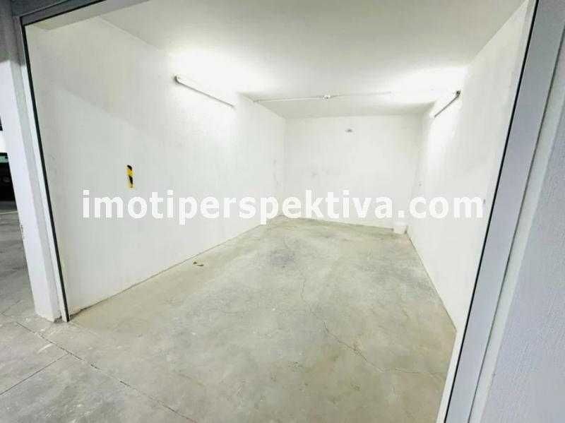 Продава се Гараж / Паркомясто в Пловдив, Кючук Париж - 18 кв.м за 1500 €/кв.м - Снимка #2