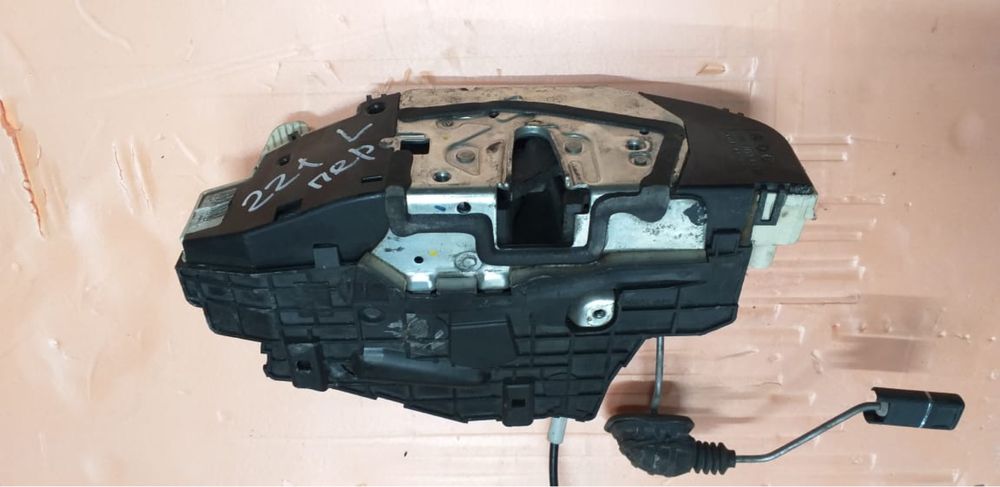 Замки дверные Мерседес, БМВ, Land Rover, Mini Cooper.