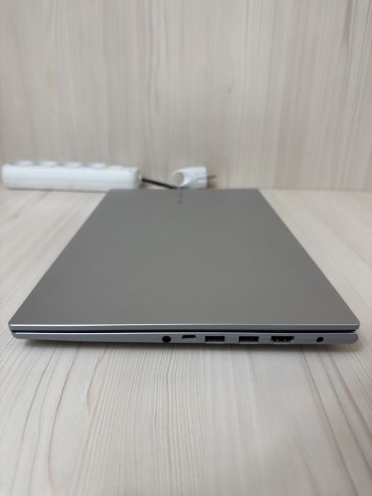 Asus Vivobook Oled