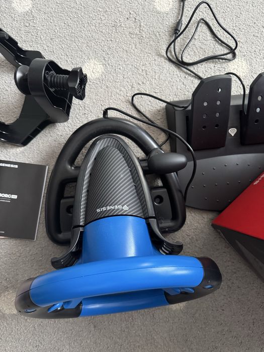 Волан с педали - нов