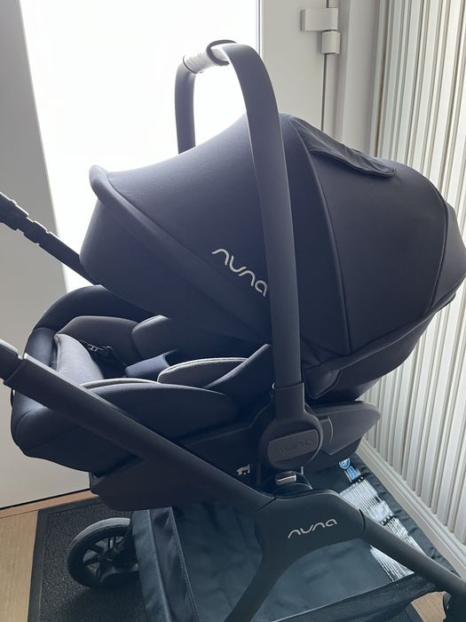 Nuna Triv Ellis 3 în 1 + scoică ARRA – ediție limitată, premium