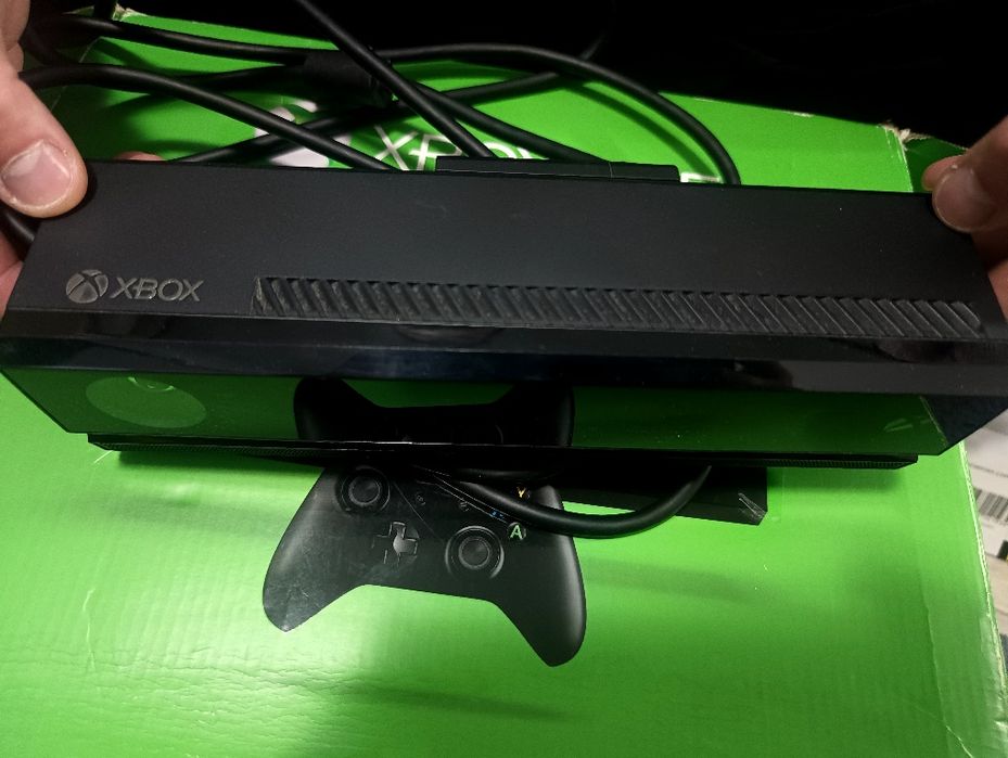 Xbox One și senzor Kinect