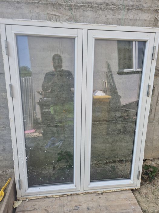 Geamuri termopan de lemn