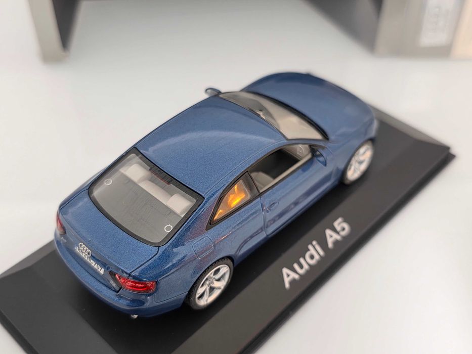 Macheta Auto 1/43 Schuco Dealer Edition Audi A5 3.2 Quattro