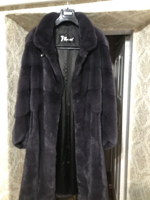 Продам шубу размер евро 40(+6)
