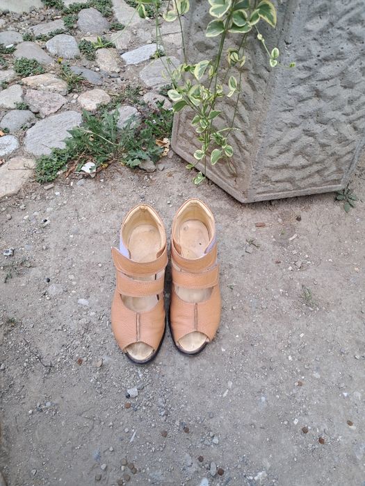 Ортопедични обувки