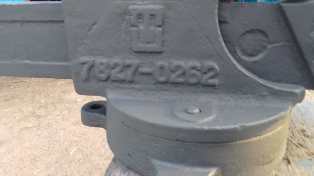 Продаю тиски рабочие