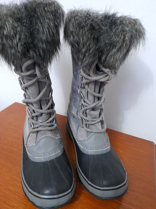 Vînd cizme de zăpadă unisex Sorel  Waterproof
