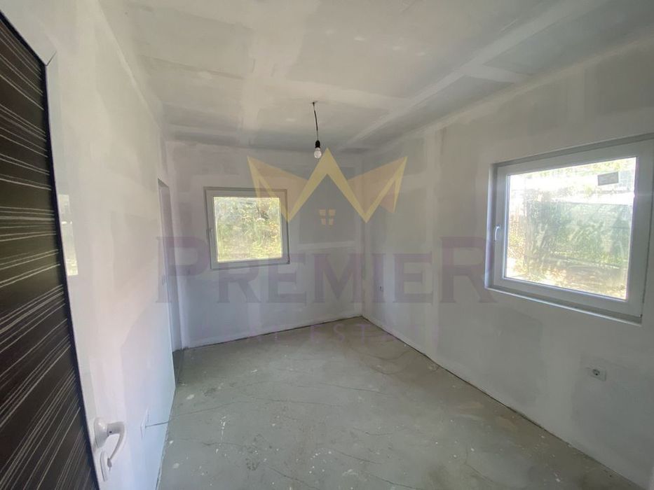 Продава се Къща в Варна, м-т Боровец - юг - 160 кв.м за 875 €/кв.м - Снимка #9