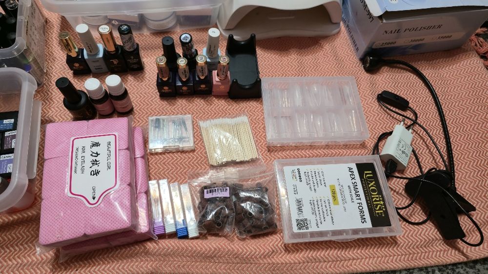 Set conplet manichiura gel/ semipermanenta SH