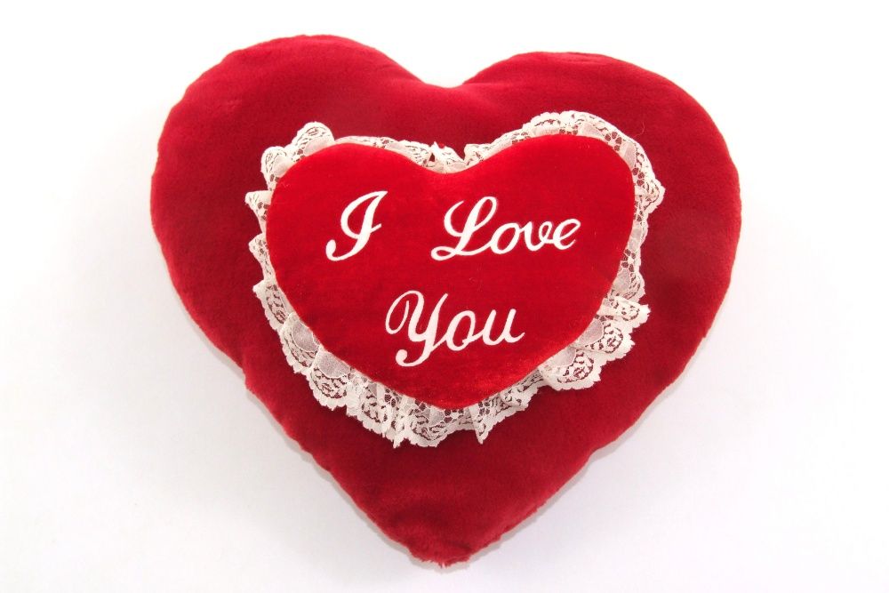 2 Inimi, pernute din silicon si plush - moi, placute, fine, NOI !