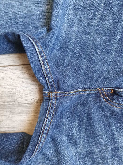 Blugi LEVI'S 514 - Marime W32 L32 (Talie 84 cm)