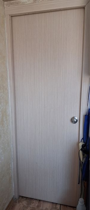 Продам межкомнатные двери