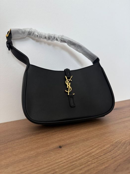 Geanta YSL neagră