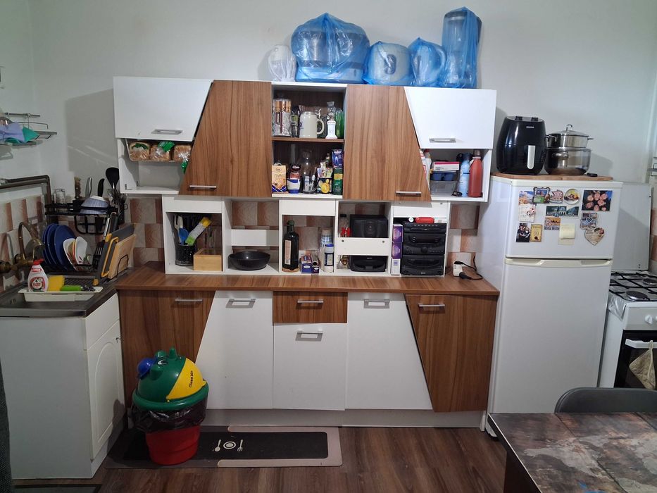 Proprietar, vând apartament cu 1 cameră, acte la zi, zona Elisabetin