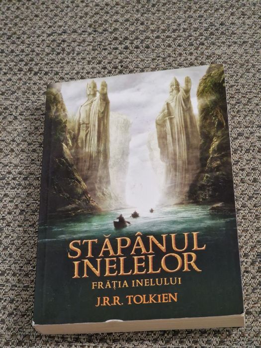 Stăpânul Inelelor - Seria Completa + Hobbitul