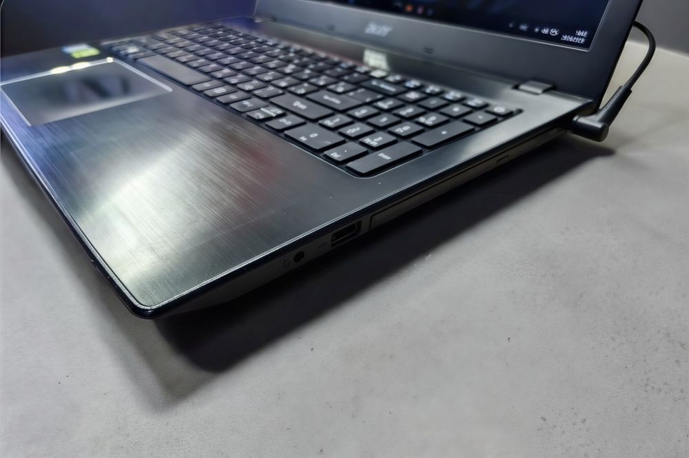 Ноутбук Acer Aspire