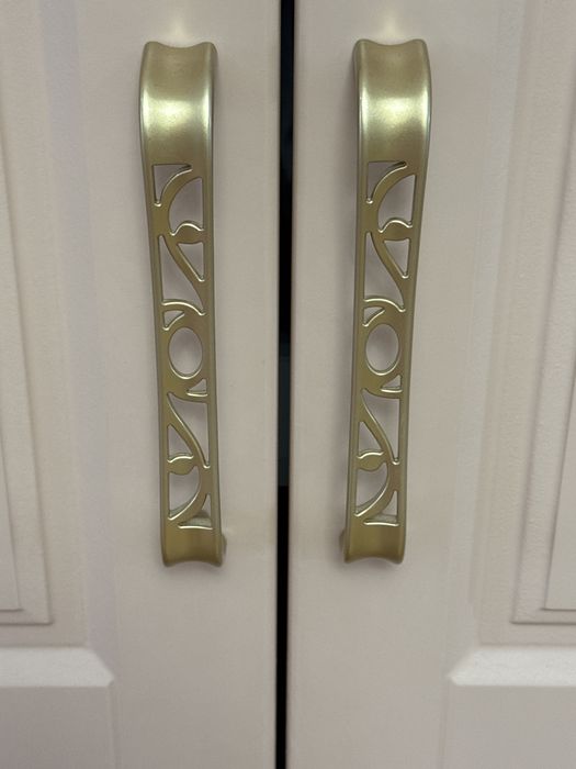 Продам спальную мебель. Самовывоз. Саморазбор.