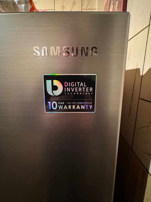 Frigider Samsung , 255 l, H 1635, Clasa A+, Graphite