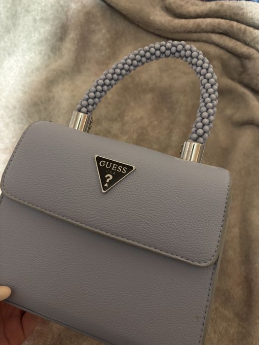 Чанта Guess в син цвят