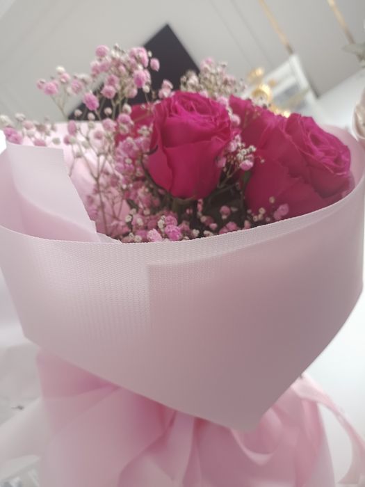 Продам цветы подаренные 12.04