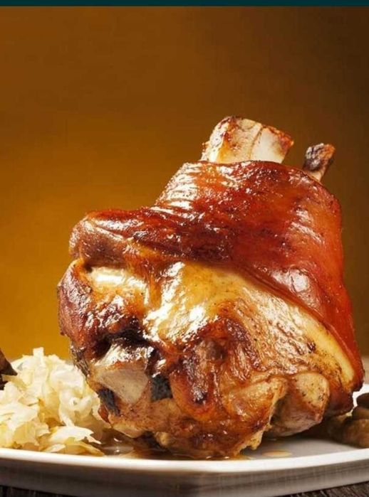 Печено агне  джолани и прасенца при Майстор Владо!