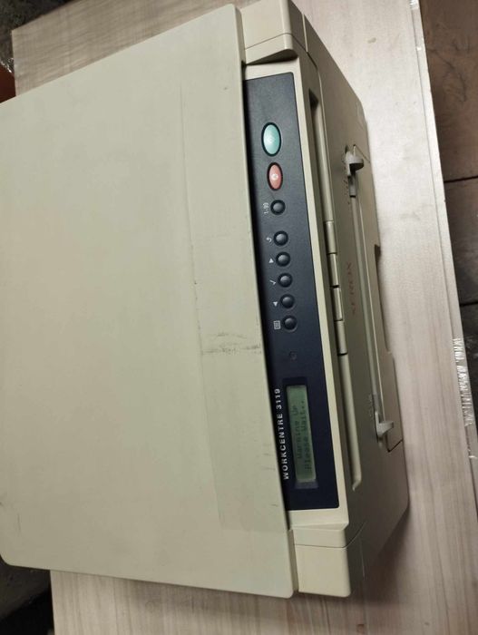 Принтер с скенер