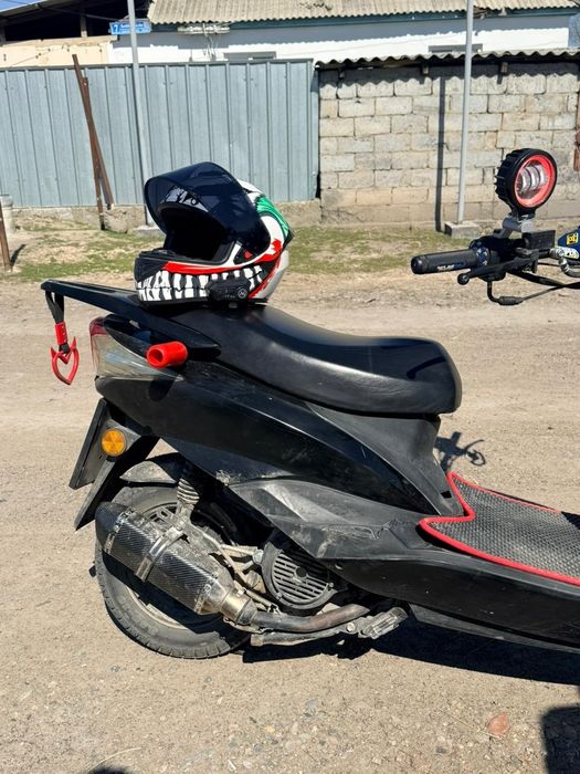 Продам скутер ..