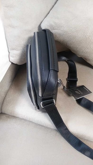 Елегантни мъжки чантички с нова по-добра цена