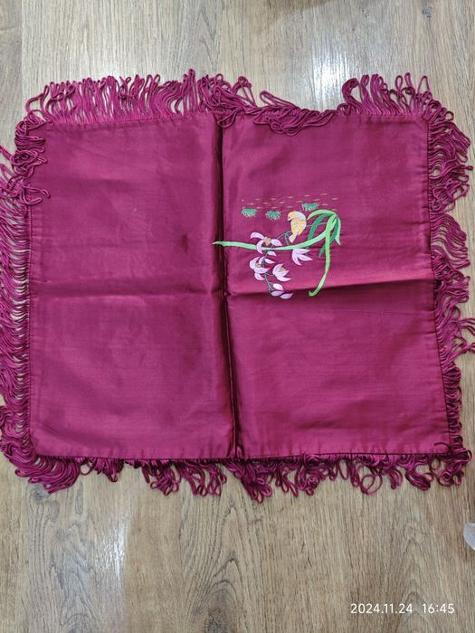 Пододеяльник и наволочки Вьетнам. Абсолютно новый.