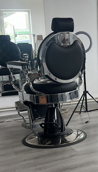Scaune de frizerie King + Scafă