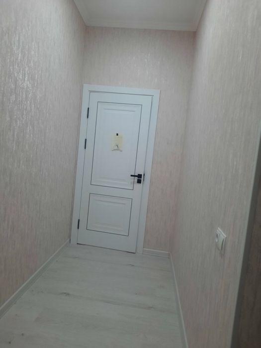 Продаётся 3-комнатная квартира с капитальным ремонтом в Чирчике