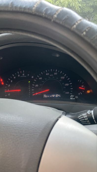 Toyota Camry 40       2,4 бензин