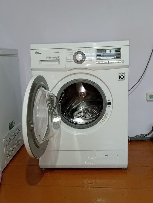 Продам стиральную машину