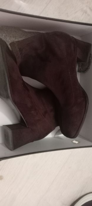 Продаю сапоги почти новые.