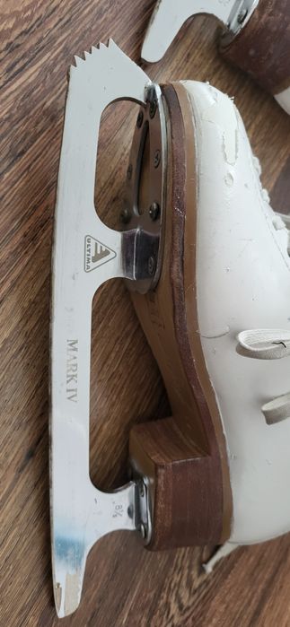 Коньки для фигурного катания