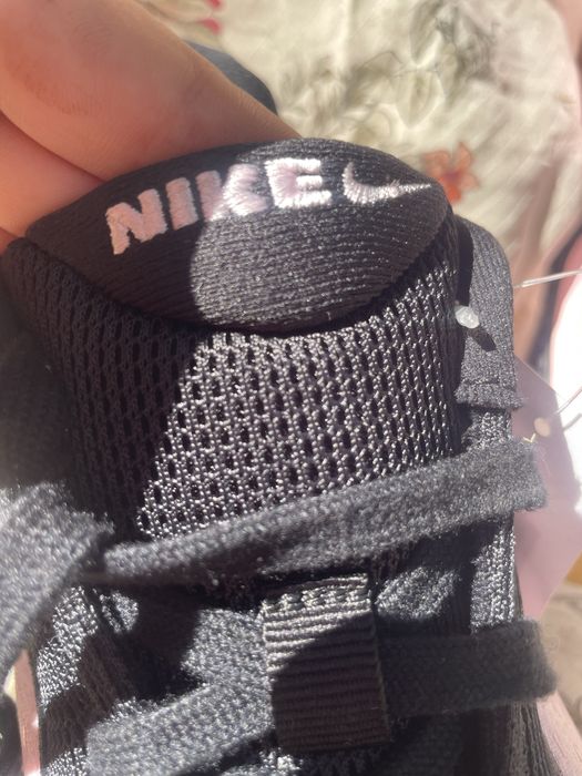 vand adidasi nike uplift SC-Originali~marimea 38,5