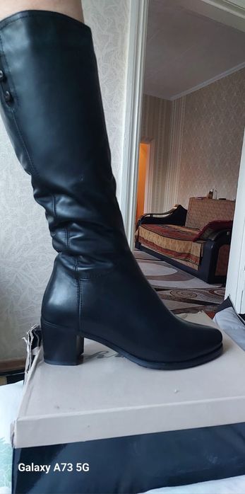 Продам сапоги кожаные