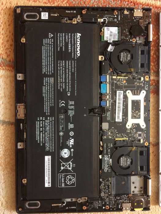 Lenovo Yoga 2 Pro на части