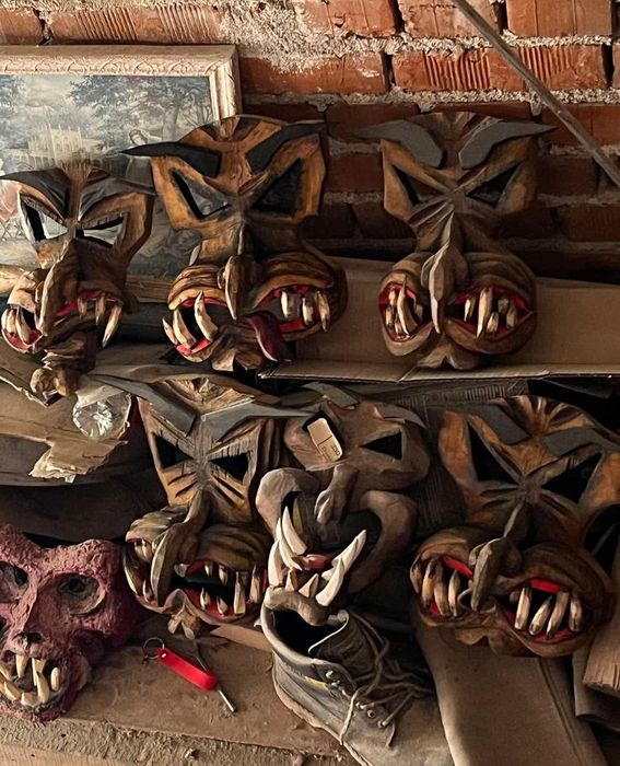 Кукерски маски, ликове, сурати